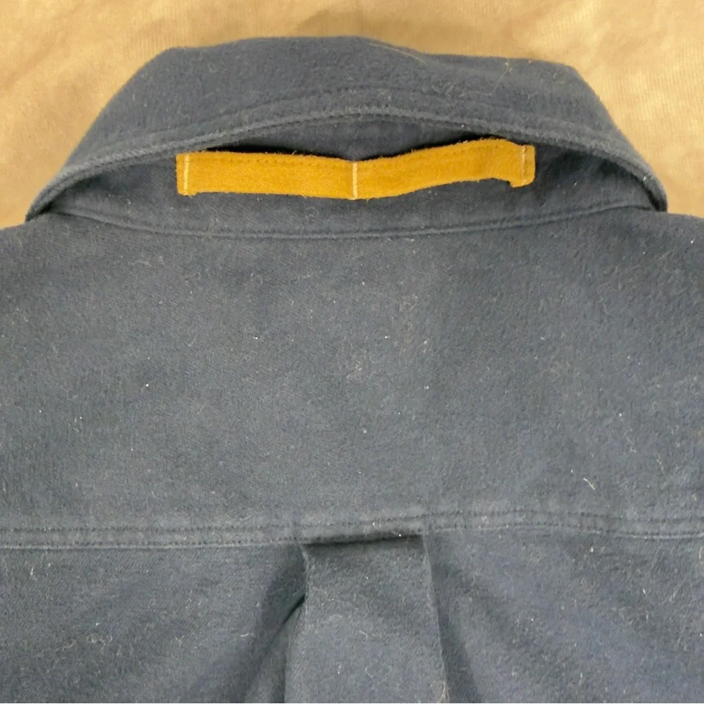 Banana Republic Men's Navy Flannel Shirt -‎ Ochre Elbow Patches - Size Medium